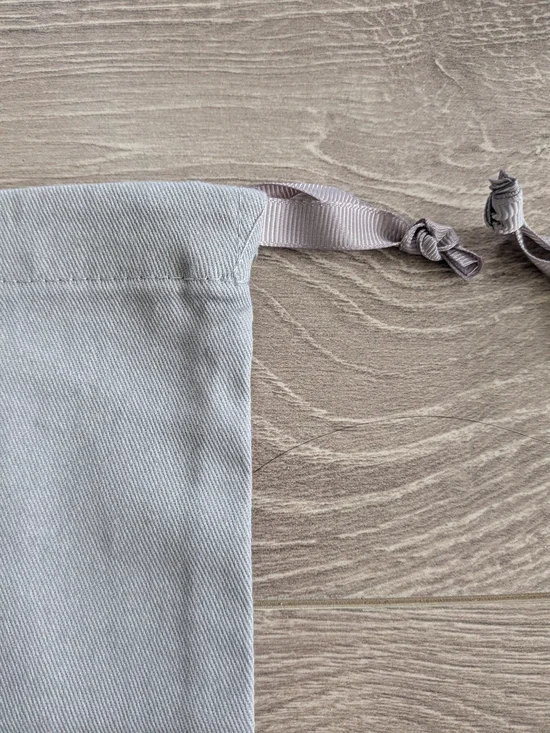 Dior Gray Drawstring Pouch Set - Picture 6 of 11